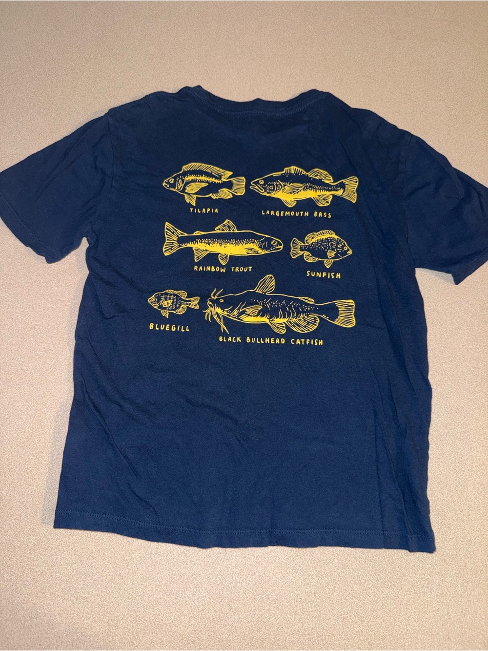 Old Navy Boys size large 10-12 navy blue yellow fish short sleeve T-shirt